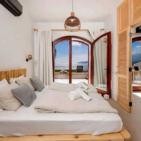 Kale Suites, Heated Pool In Winter, Adults Only Szálloda Kaş