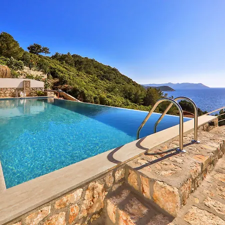 Hotel Kale Suites, Heated Pool In Winter, Adults Only Kaş