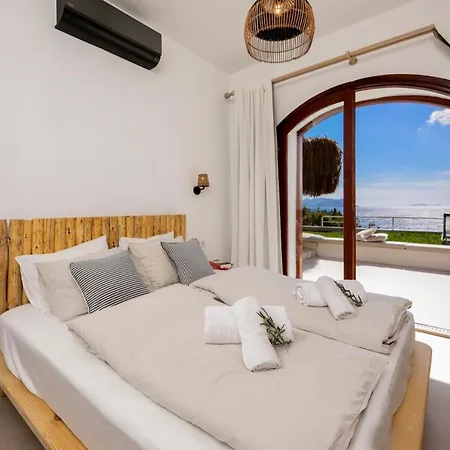 Kale Suites, Heated Pool In Winter, Adults Only Kas