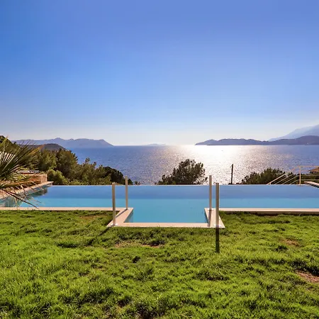Отель Kale Suites, Heated Pool In Winter, Adults Only