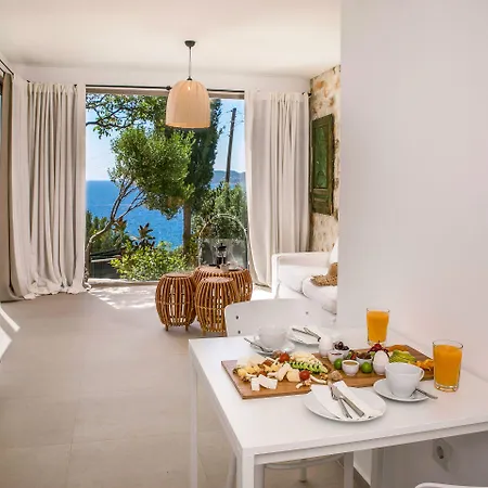 Kale Suites, Heated Pool In Winter, Adults Only