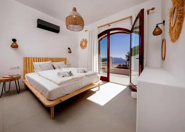 Kale Suites, Heated Pool In Winter, Adults Only Kaş