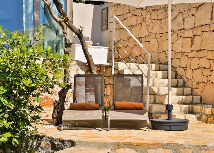 Kale Suites, Heated Pool In Winter, Adults Only Hotel *